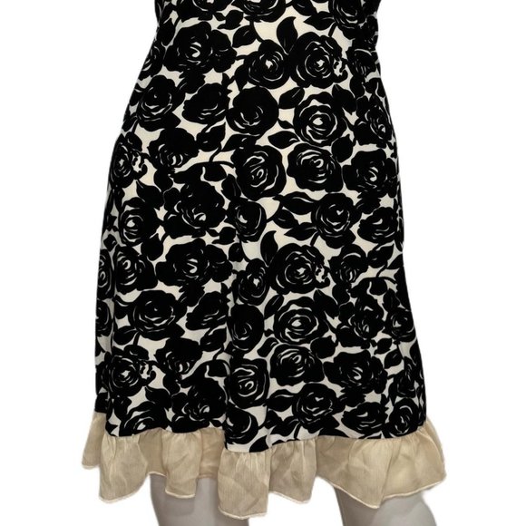 White And Black Floral Dress - Picture 4 of 7